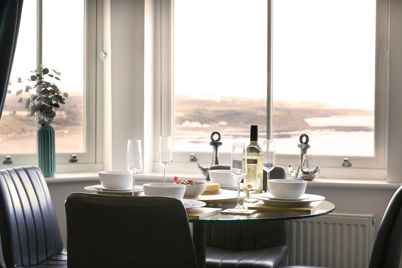Sea View Serenity Breath Taking Sea View Sleeps 4 Скарбъро Екстериор снимка
